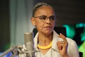Vídeo de Marina Silva relembra ‘indústria’ de fake news do PT