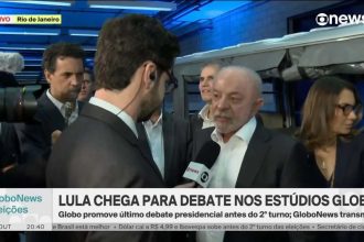 VÍDEOS Debate na Globo com candidatos a presidente: Flávio Bolsonaro e Lula
