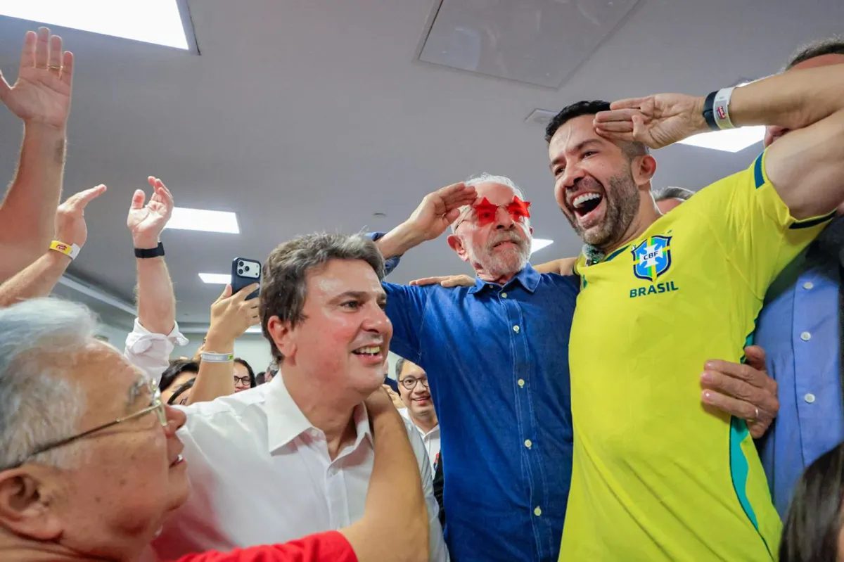 Vitória de Lula freia avanço da direita na América Latina e mantém Brasil dividido