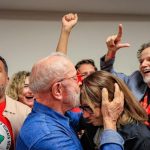 “Vocês renovam minha esperança”, diz Lula após vitória