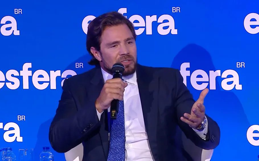 Vorcaro reclamou de vídeo com autoridades tomando champanhe em Londres
