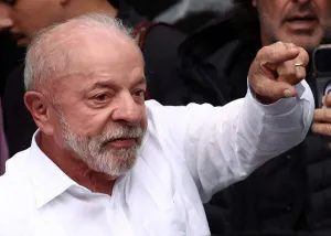 Wall Street Journal vê vitória de Lula como revés para o Brasil e alerta para crise fiscal