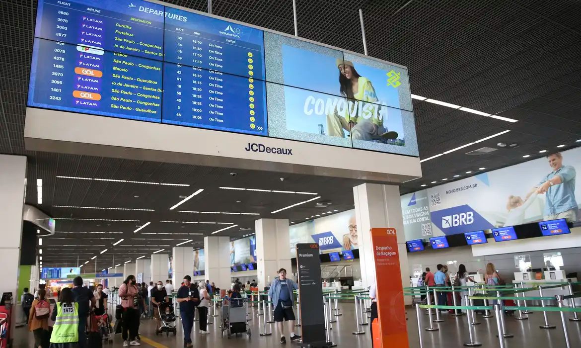 Willer Tomaz tinha sala secreta com contador de dinheiro no Aeroporto de Brasília, diz PF