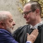Zanin ‘atropela’ TSE e manda prorrogar votação em todo o Brasil até as 19h