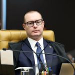 Zanin dá 5 dias para TSE explicar decisão que deu vitória a Ruas