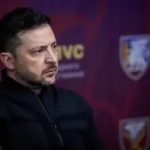 Zelensky critica Trump por suspender sanções contra a Rússia