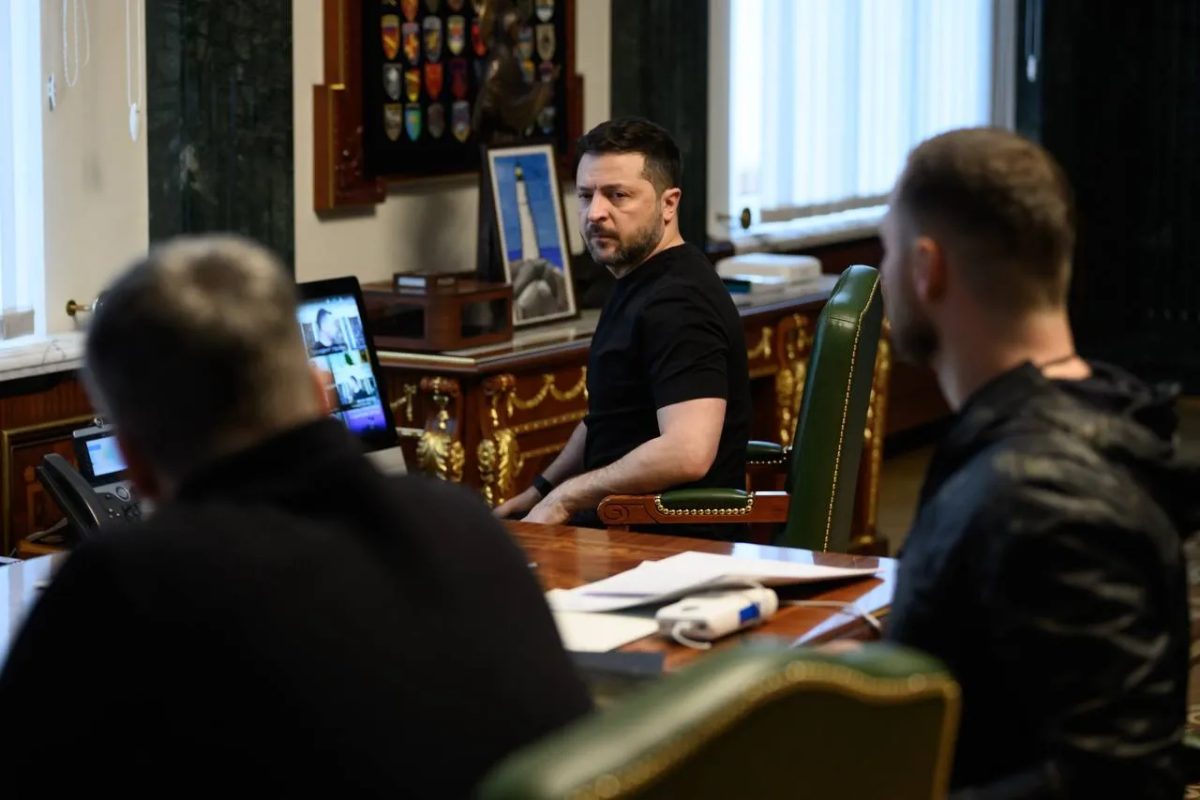 Zelensky denuncia uso de munição fragmentada em ataque da Rússia contra Kiev