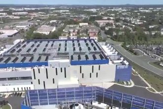 Zumbido que não para: Fantástico mostra como é morar ao lado de um data center nos EUA